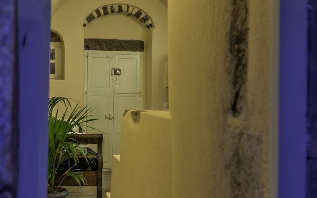 Exi Castle Suites