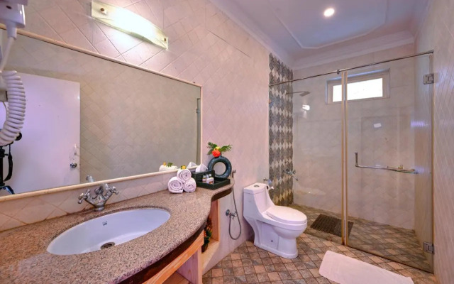 Tiger Den Resort