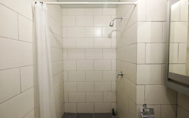 New Homey 2BR Lexington Apartment