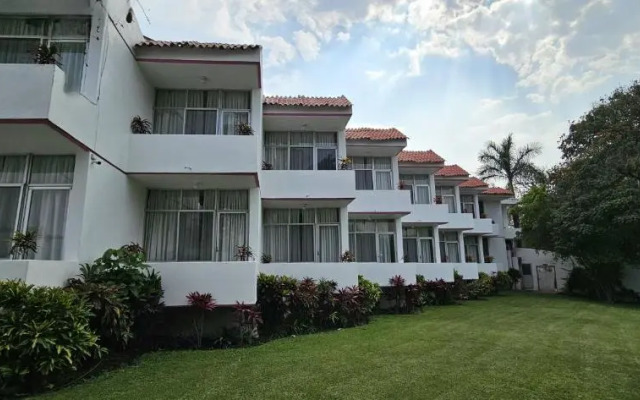 Hotel Hacienda Del Rio