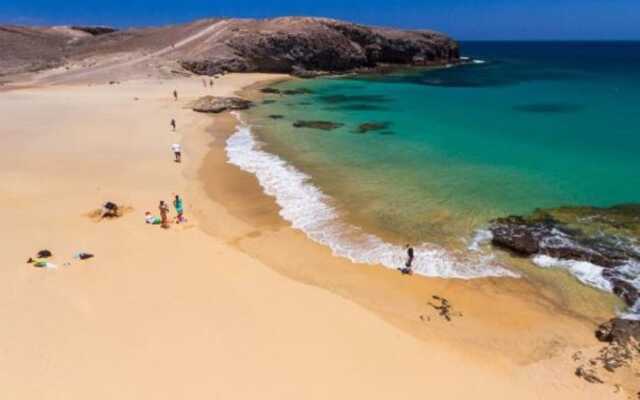 106072 - Villa in Playa Blanca