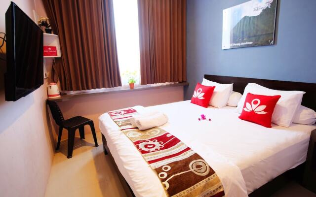 ZEN Rooms Basic Audah Syariah Sutos