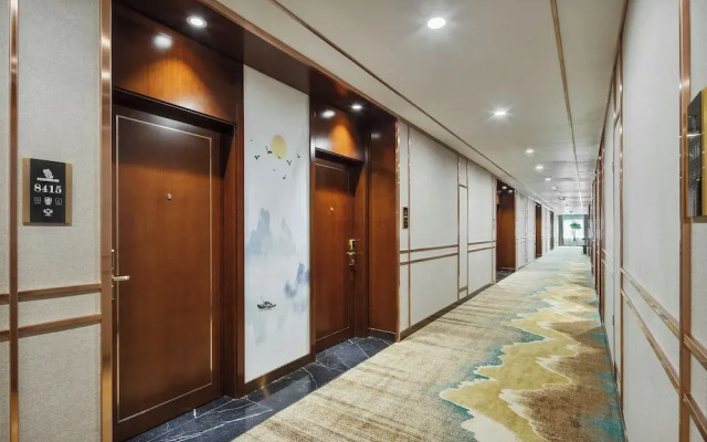 Rose Garden International Hotel