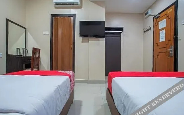 Bedmax Hostel by OYO Rooms