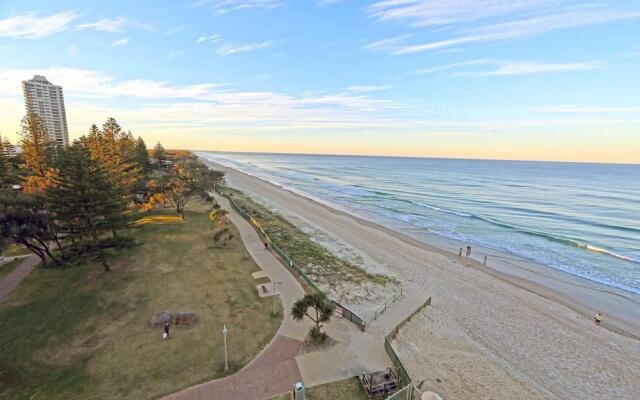 Golden Sands - Private Apartments