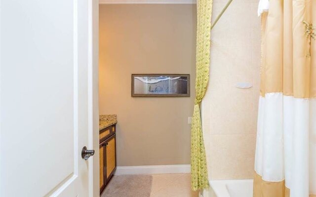 Blue Heron 4 Br home by RedAwning
