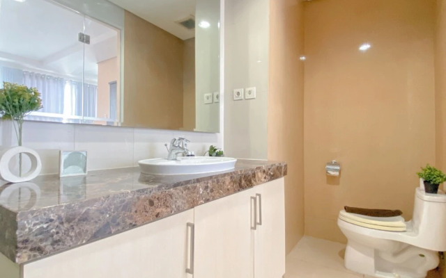 Nice And Homey Studio Apartment At Kemang Mansion