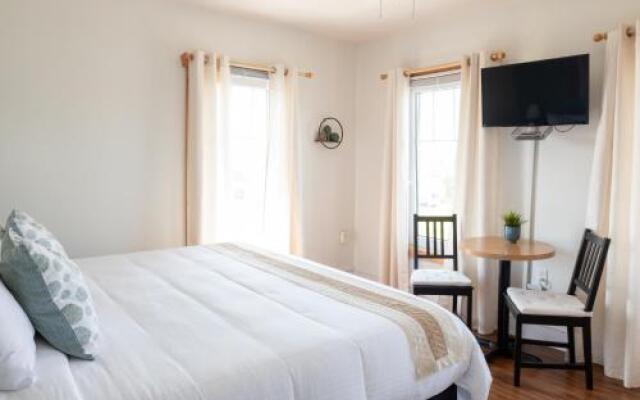 A. Mac Donald Country Inn