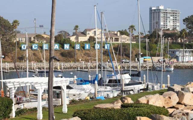 Oceanside Marina Suites