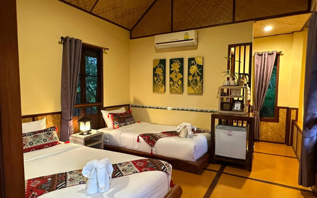 PuraVida Pai Resort