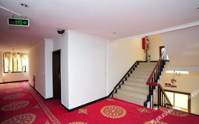 景洪油乡商务酒店