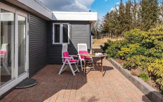6 Person Holiday Home in Logstor