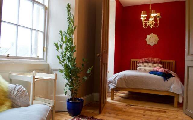 JOIVY Old Town Gem - Apartment With Great City Views