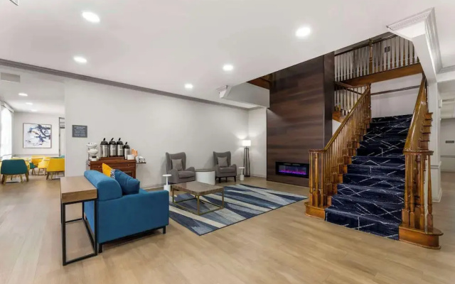 Country Inn & Suites By Carlson Cuyahoga Falls