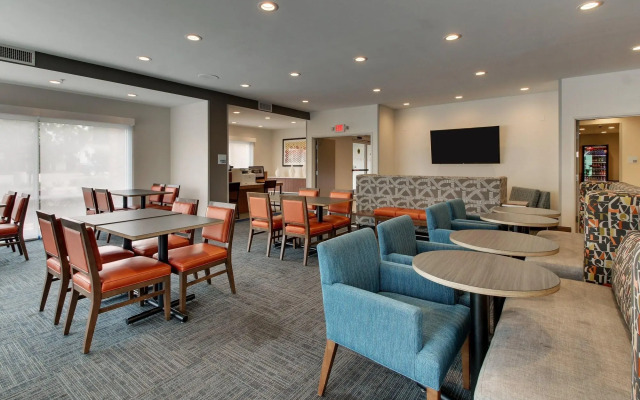 Holiday Inn Express & Suites Ithaca by IHG