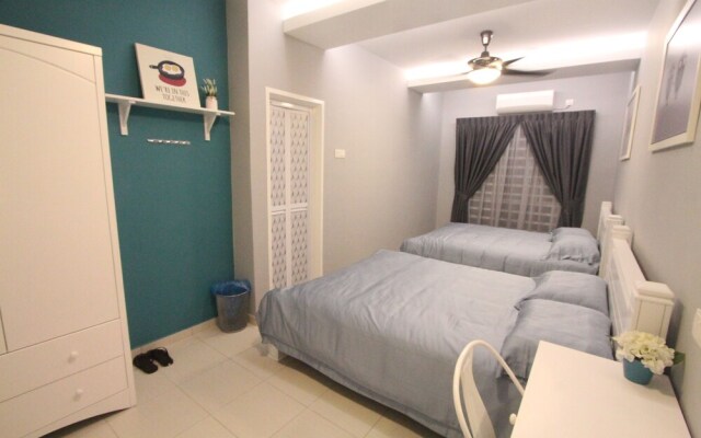 Ian's Genesis Townhouse