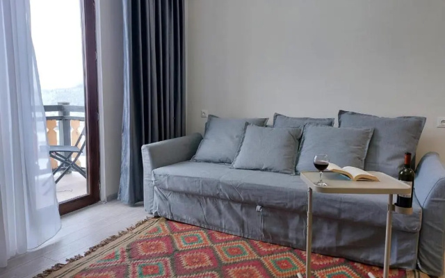 Didveli TuliP 34- A Comfortable, Quiet Apartment Close to a Ski Slope