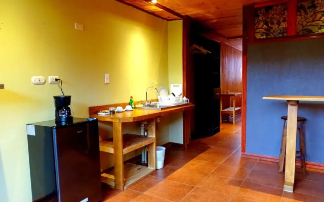 Miztli Lodge & Adventures