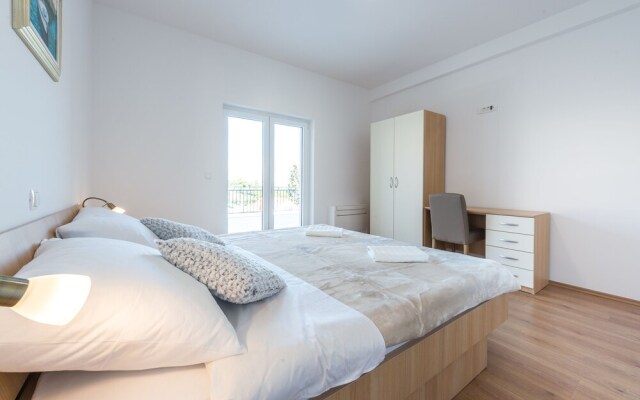 Apartments Rilovic, City and Sea view apartments