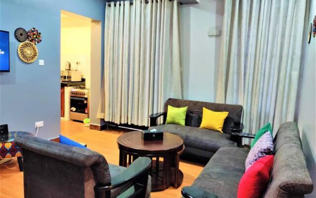 2-bedroom (queen beds) condo near Acacia Mall