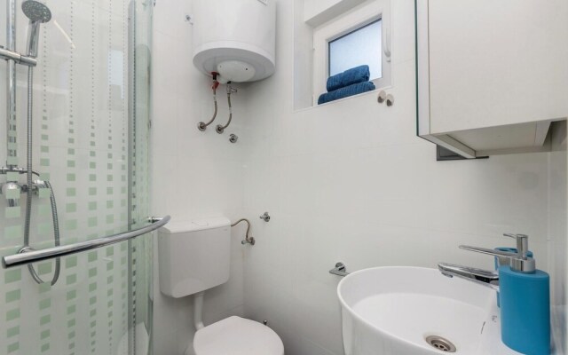 Awesome Home in Brzac With Wifi and 2 Bedrooms