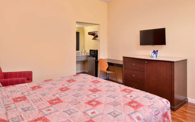 Scottish Inns & Suites