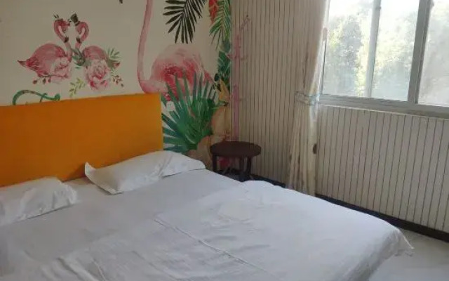 Jiahe Apartment (Wuhan Hubei University Shop)