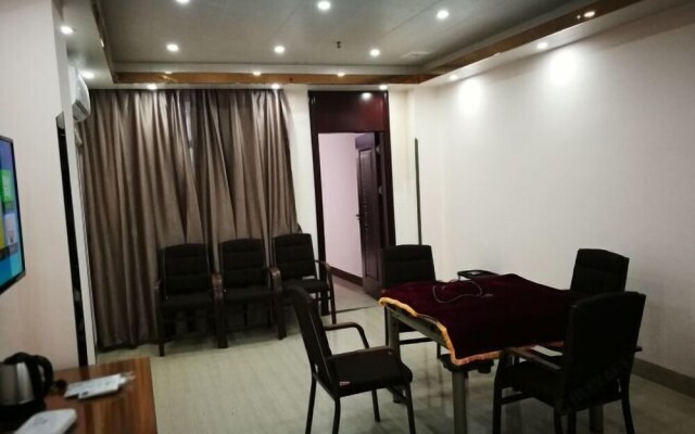 Tianyuan Business Hotel