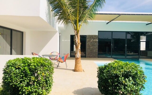 Saly Center Villa