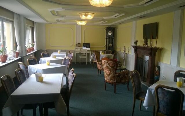 Stadthotel Rheinbach Haus Streng Hotel