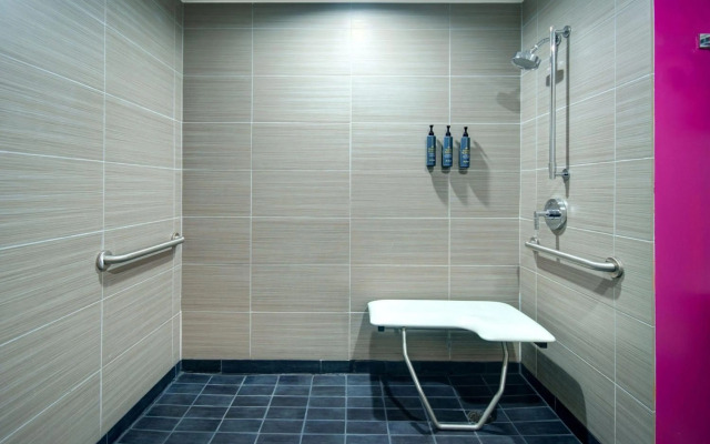 Aloft Oklahoma City Downtown - Bricktown