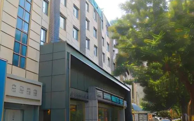 HanTing Hotel (Shijiazhuang Heping East Road Zhiyin 1953)