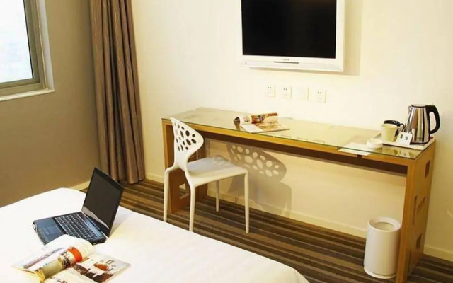 E518 Boutique Art Hotel