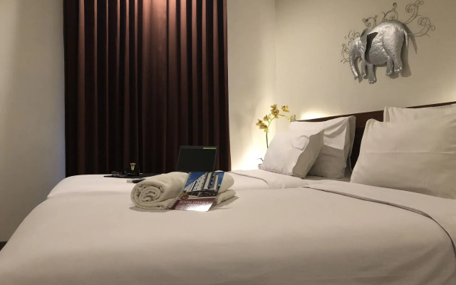 Burza Hotel