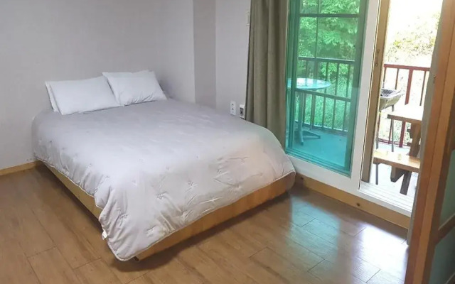 Gapyeong Rainbow Pension