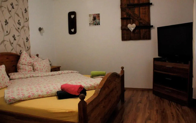Varga Borbarát Vendégház Apartmanok
