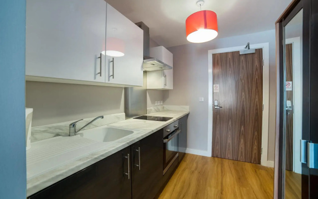 OYO Vincent Apartments