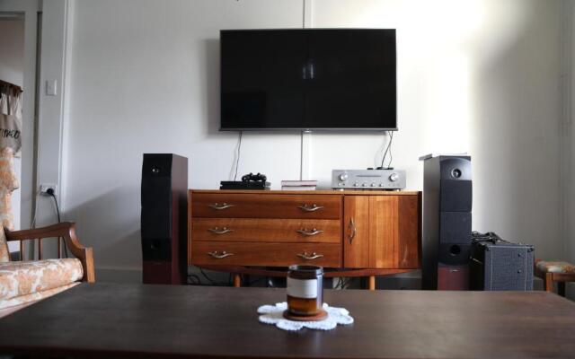 Homeo Alpine Cottage