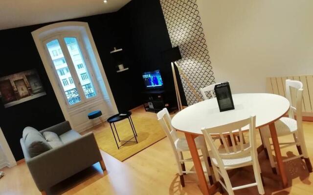 Tulle : bel appartement lumineux en centre ville