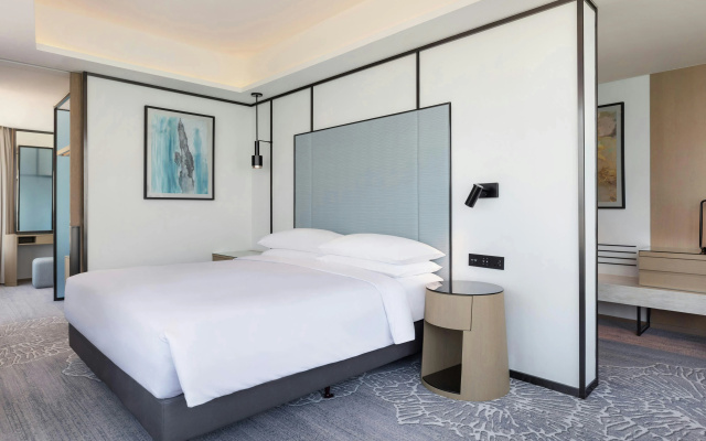 Four Points By Sheraton Hong Kong, Tung Chung – Guest Rooms – Islands District