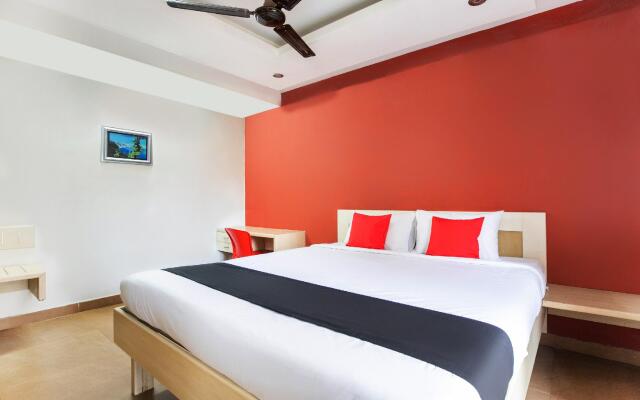 Collection O 71603 Hotel Highway Grand