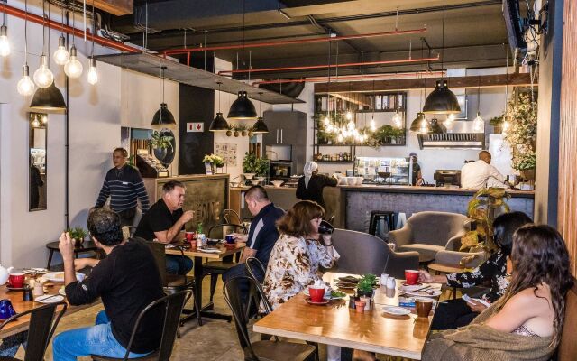 Neighbourgood Castle