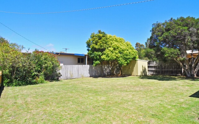 Alwyns By The Sea - Pet Friendly (Outside Only)