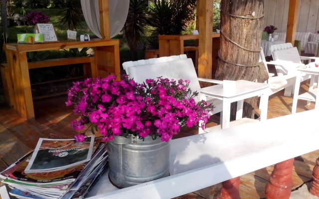 Hotel La Casa Rosa