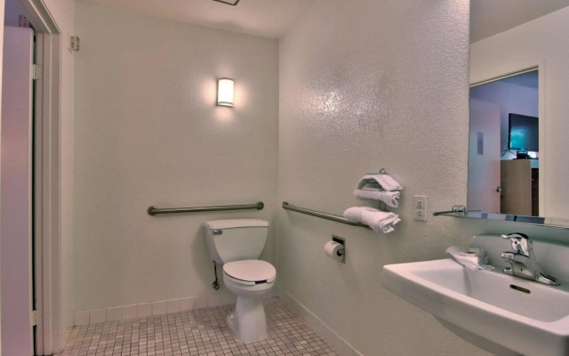 Hyatt Place Fort Lee / George Washington Bridge