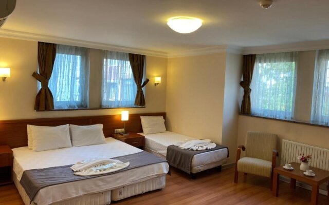 Triada Hotel Gayrettepe