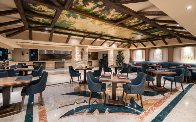 Pyramisa Suites Hotel Cairo