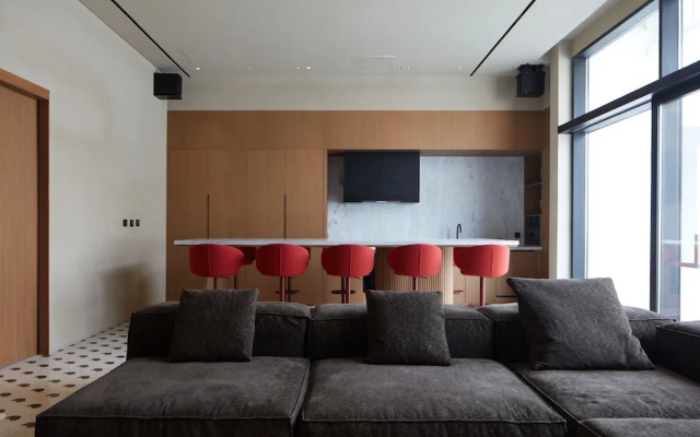 Snug Studio at Upside Living Business Travel Ready