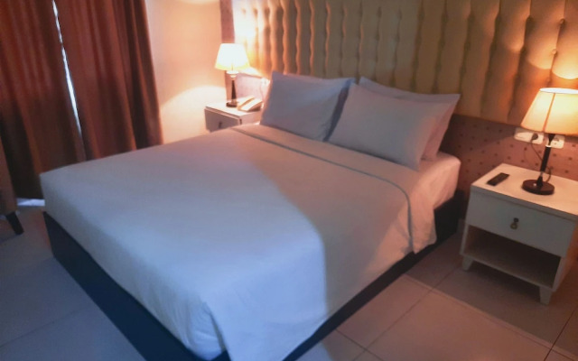 Anaya Hotel and Ballroom