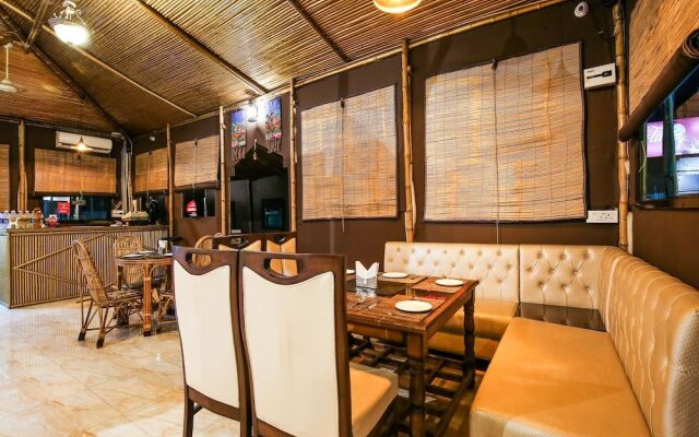 Oyo 47577 Hotel Goldenland